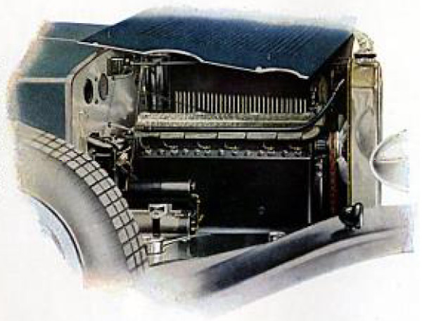 1928 2-litre Six Motor, rechte Seite