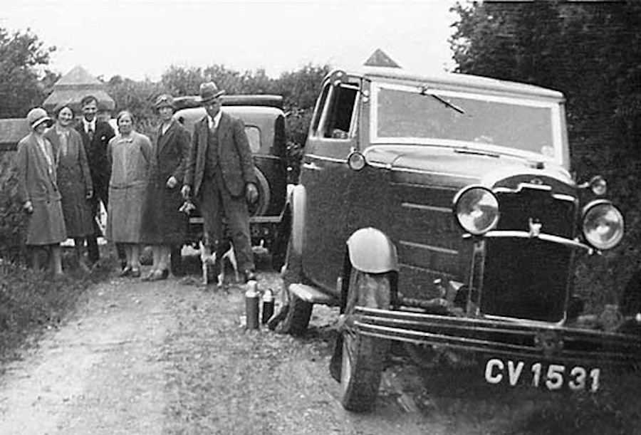 1930 Light Six CV1531