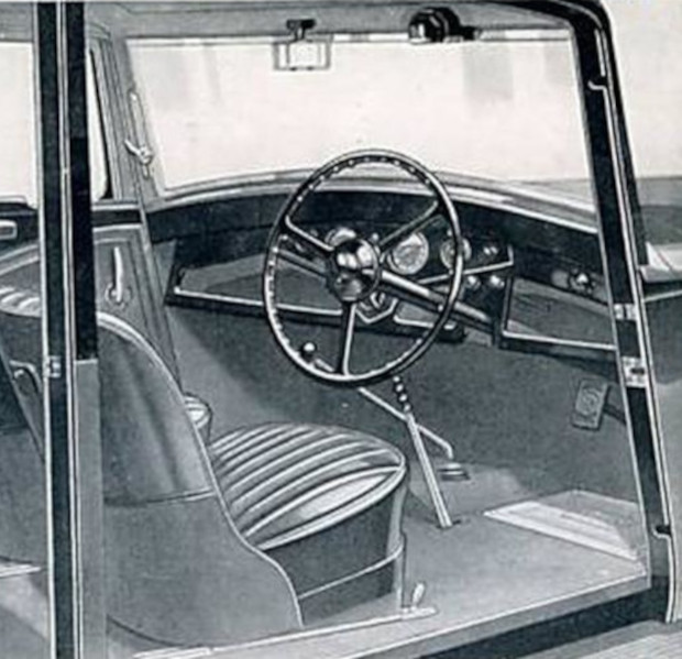 1933 Pilot 14hp Saloon vorn