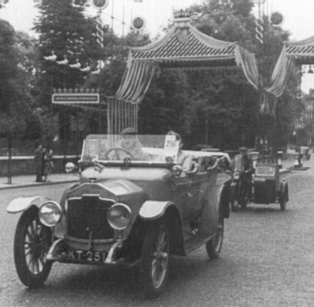 1914 Rover 12 hp Four-Seater Tourer