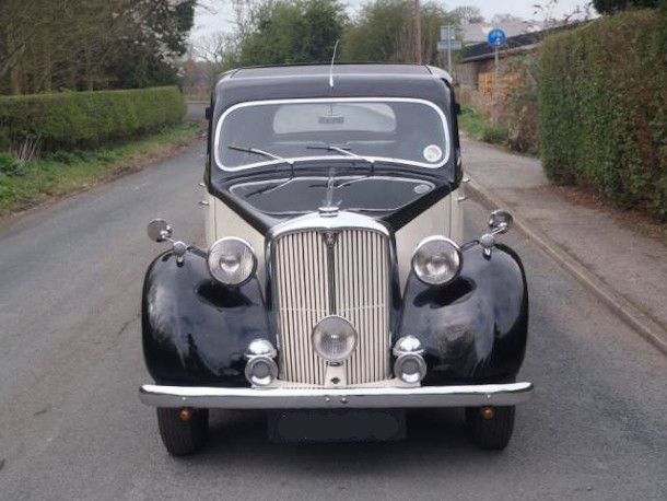 1948 ROVER P3 6-light Saloon
