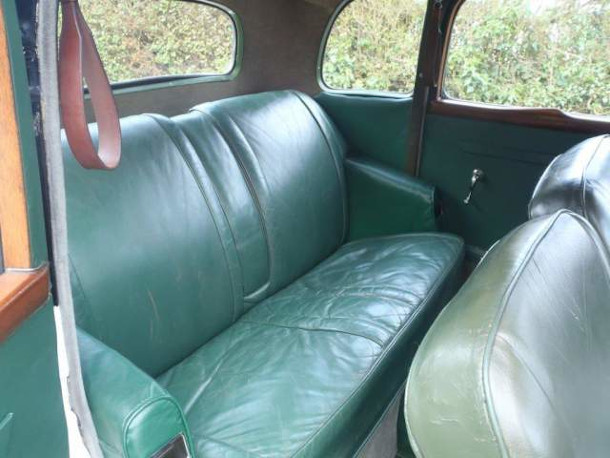 1948 ROVER P3 6-light Saloon