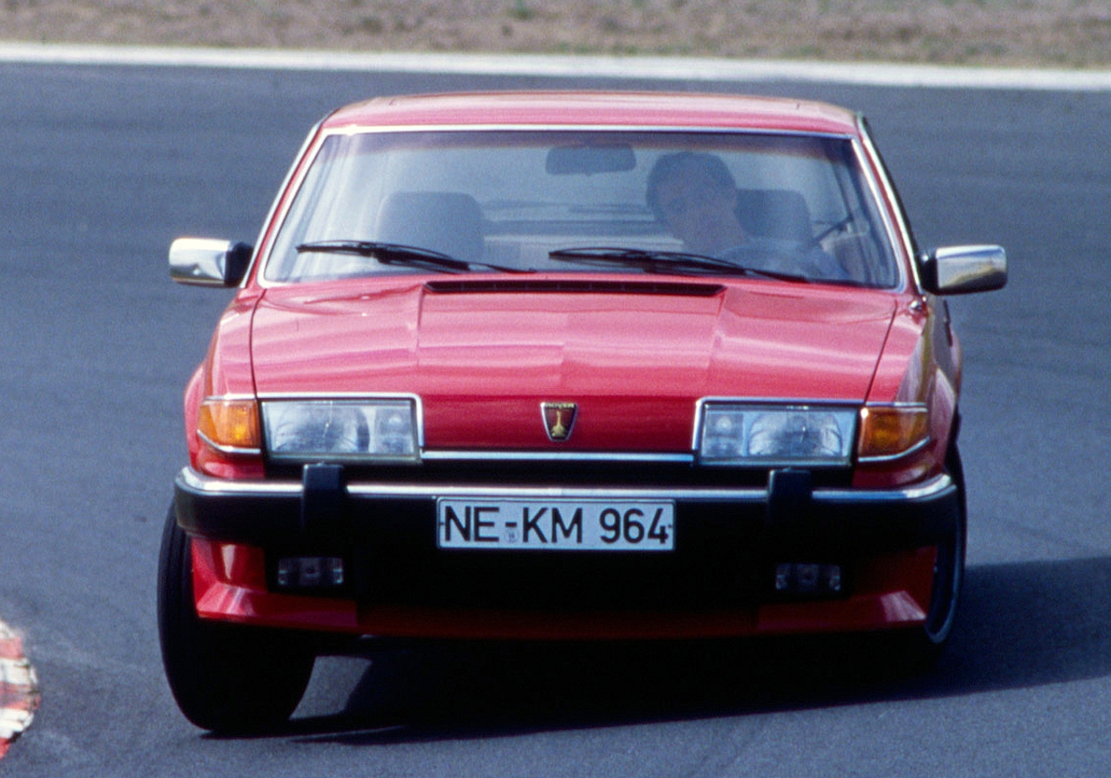 1982 ROVER SD1 Modell Vitesse in Kurvenfahrt