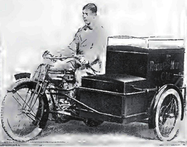 1914 ROVER 3,5 hp Beiwagen  für Post Office